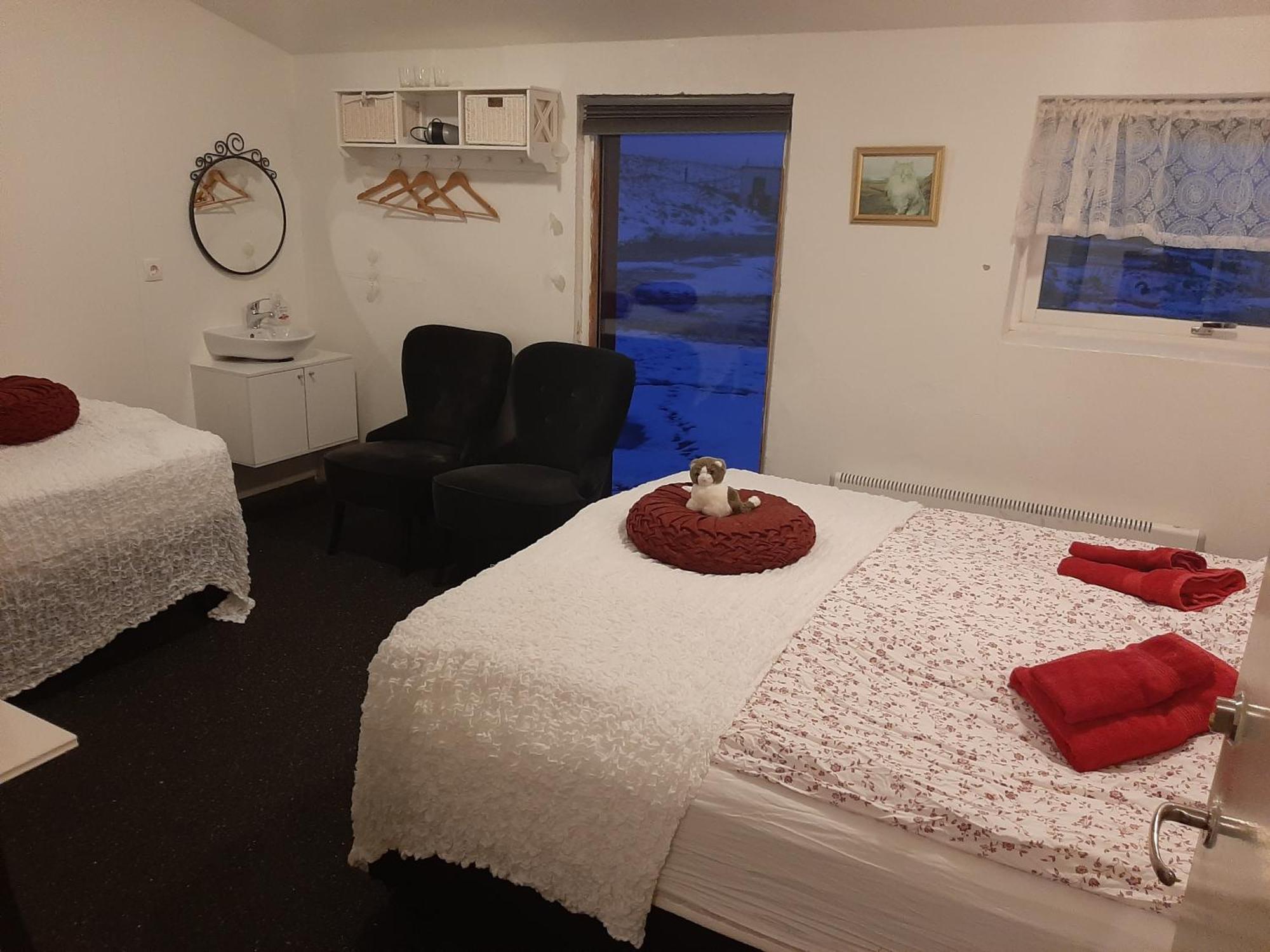 Guesthouse Hólmur المظهر الخارجي الصورة
