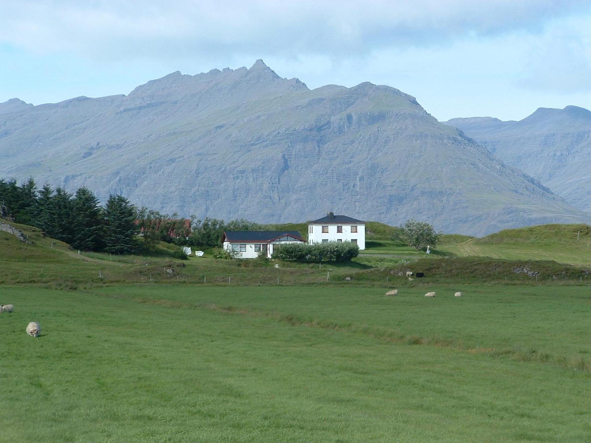 Guesthouse Hólmur المظهر الخارجي الصورة